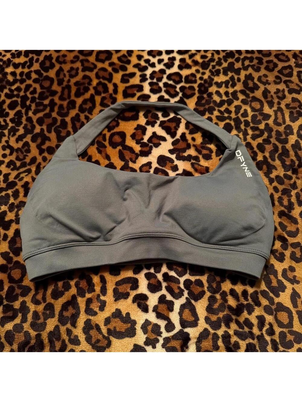DFYNE Impact Sports Bra